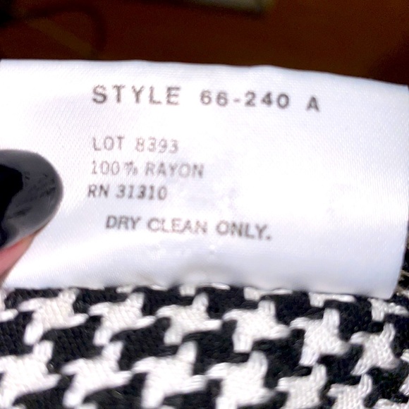 Y2K IZ California Cropped Dress Jacket - Picture 6 of 6